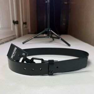 True Religion Classic Casual Black Belt MENS Earl Horseshoe Rivet Size 36 $50